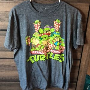 Ninja turtles T-shirt size medium